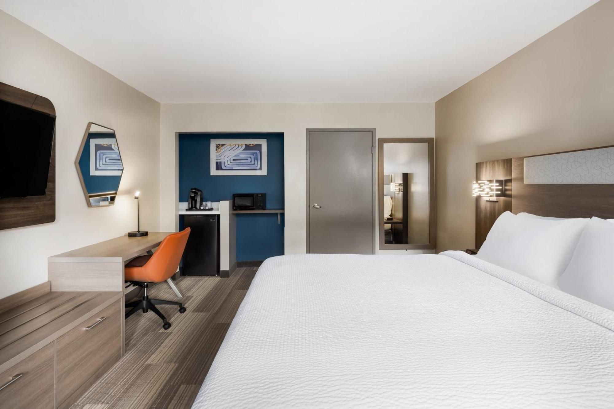 Holiday Inn Express Simi Valley By Ihg Exterior foto